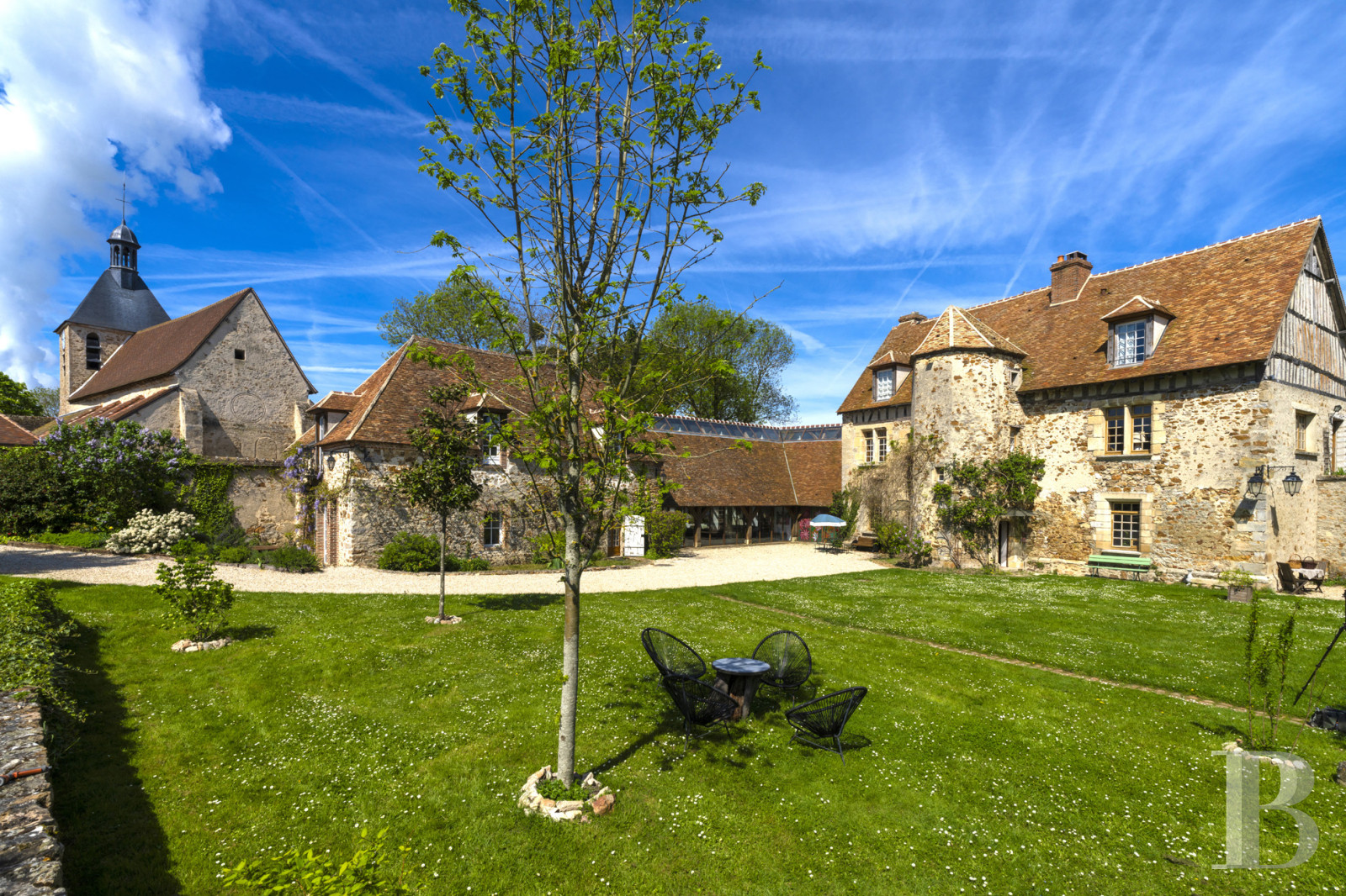 A 17th-century priory on the banks of the Seine, not far from Provins, in the Aube department - photo  n°5